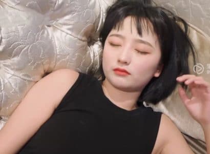 sex hay - Bà chủ nhậu say bị nhân viên đè ra địt tơi tả